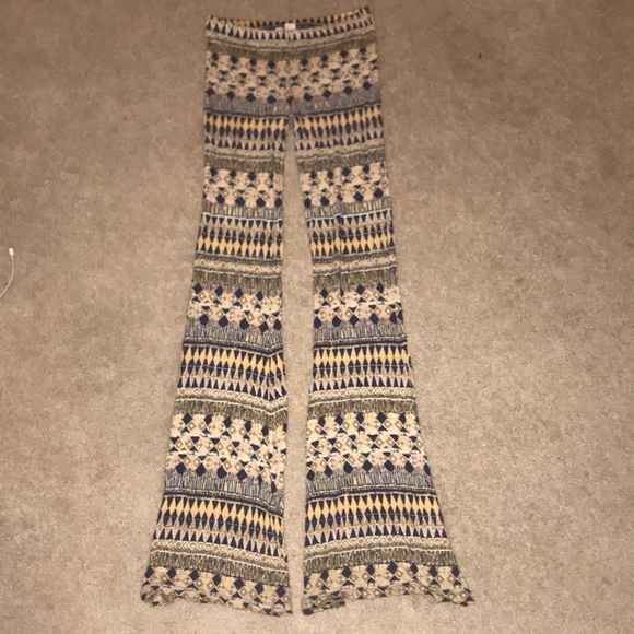 Flare bottom pants - Picture 1 of 3